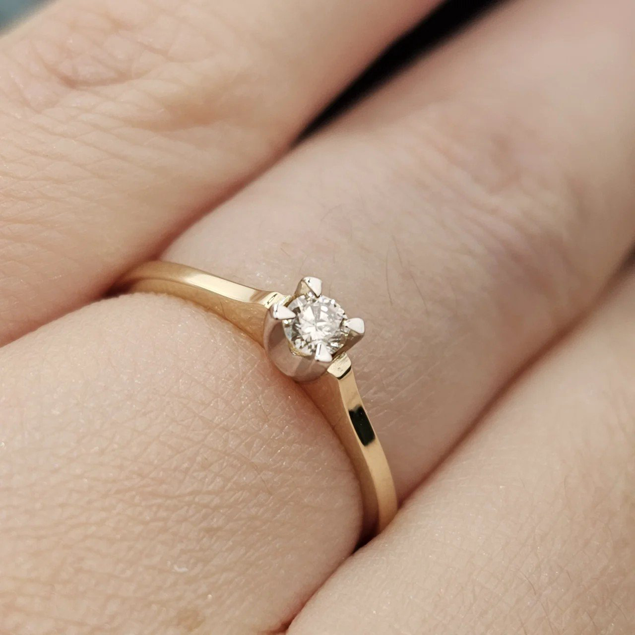 Кольцо Deimantas 108194631 15р 1,41гр 0,102ct. купить,NaN