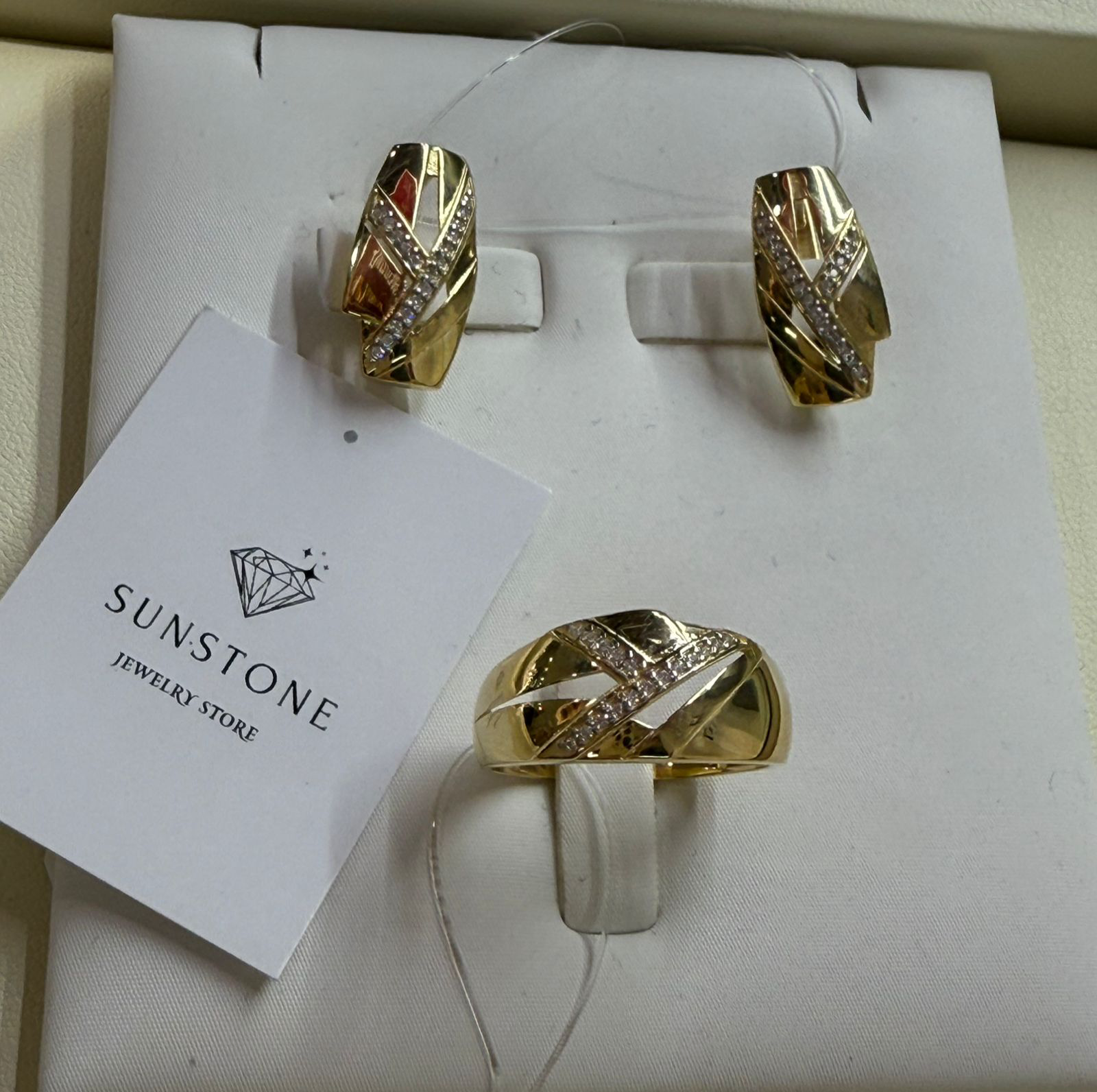 Комплект Sunstone S561 золото 4.53гр 18.5р купить,300000
