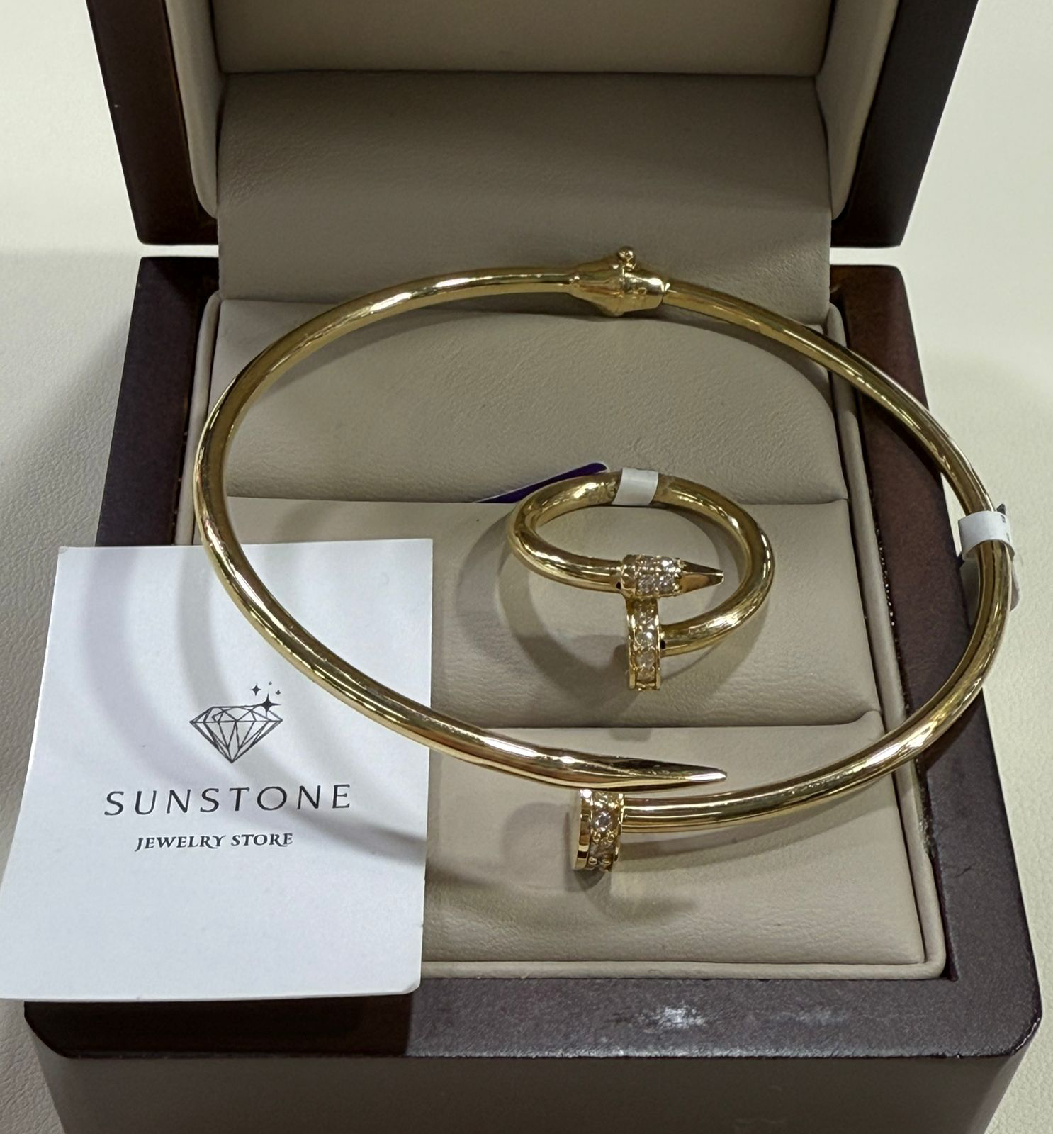Комплект Sunstone S570 золото 7.59гр 18р купить,600000