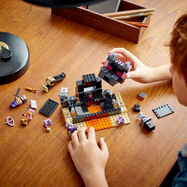 LEGO Конечная арена 21242, деталей 252 шт купить,NaN