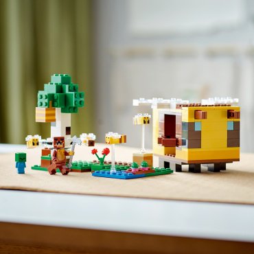 LEGO Пчелиный коттедж 21241, деталей 254 шт купить,NaN