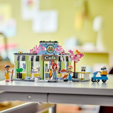 LEGO Кафе в Хартлейк-Сити Friends 42618, деталей 426 шт купить,NaN