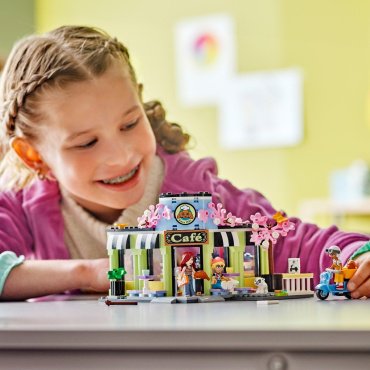 LEGO Кафе в Хартлейк-Сити Friends 42618, деталей 426 шт купить,0