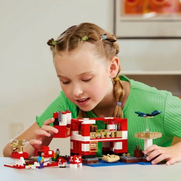 LEGO Дом грибной коровы 21270, деталей 500 шт - ForteMarket LEGO Дом грибной коровы 21270, деталей 500 шт купить,0