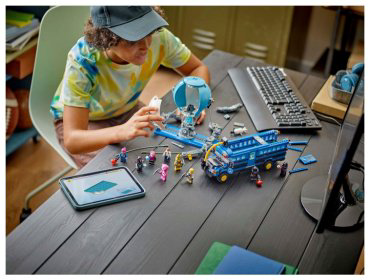 LEGO Боевой автобус FORTNITE 77073, деталей 954 шт купить,NaN