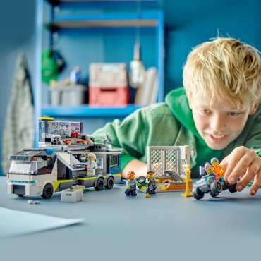 LEGO Полицейский передвижной грузовик криминалистической лаборатории CITY 60418, деталей 674 шт