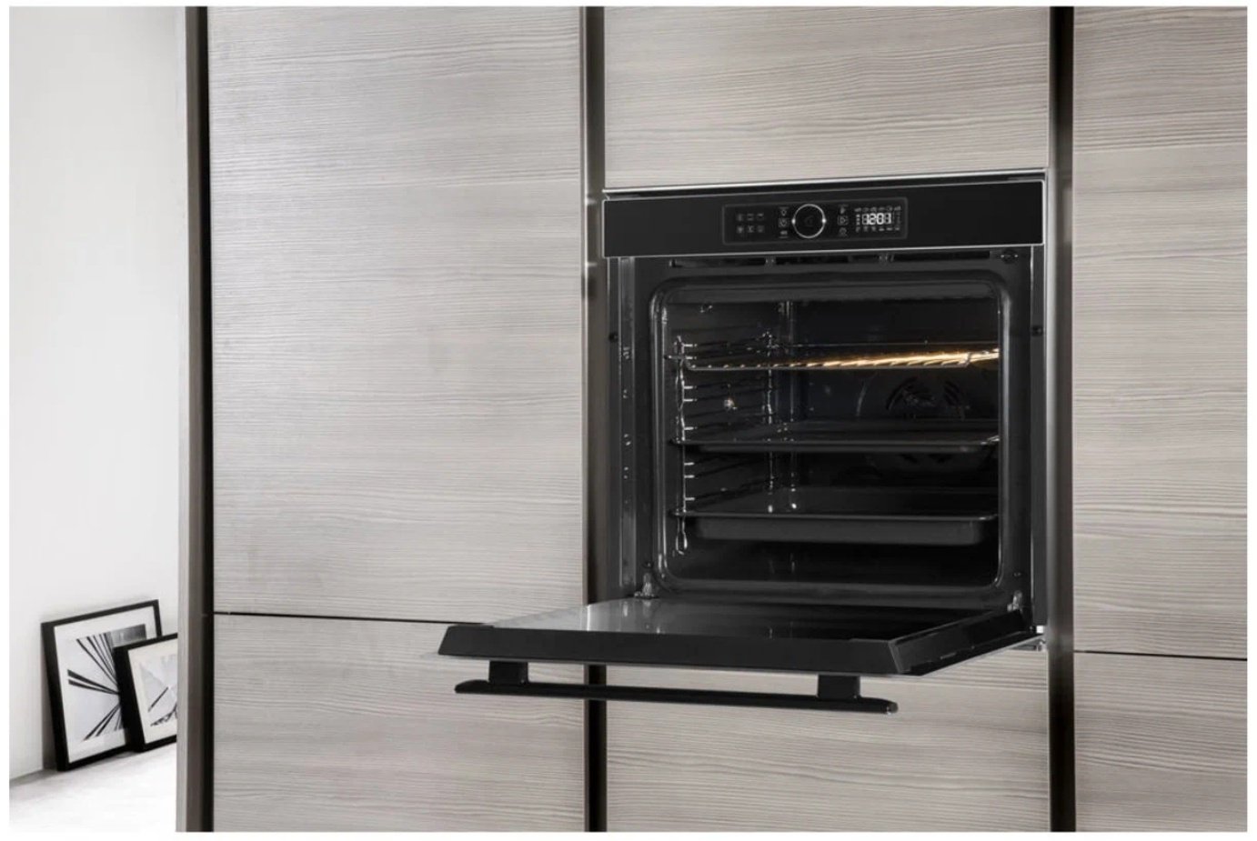 Духовой шкаф Whirlpool AKZM 8480 NB черный