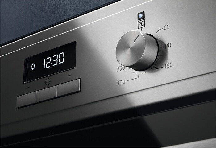 Духовой шкаф Electrolux EOF 3H40 X серебристый, черный купить,414804