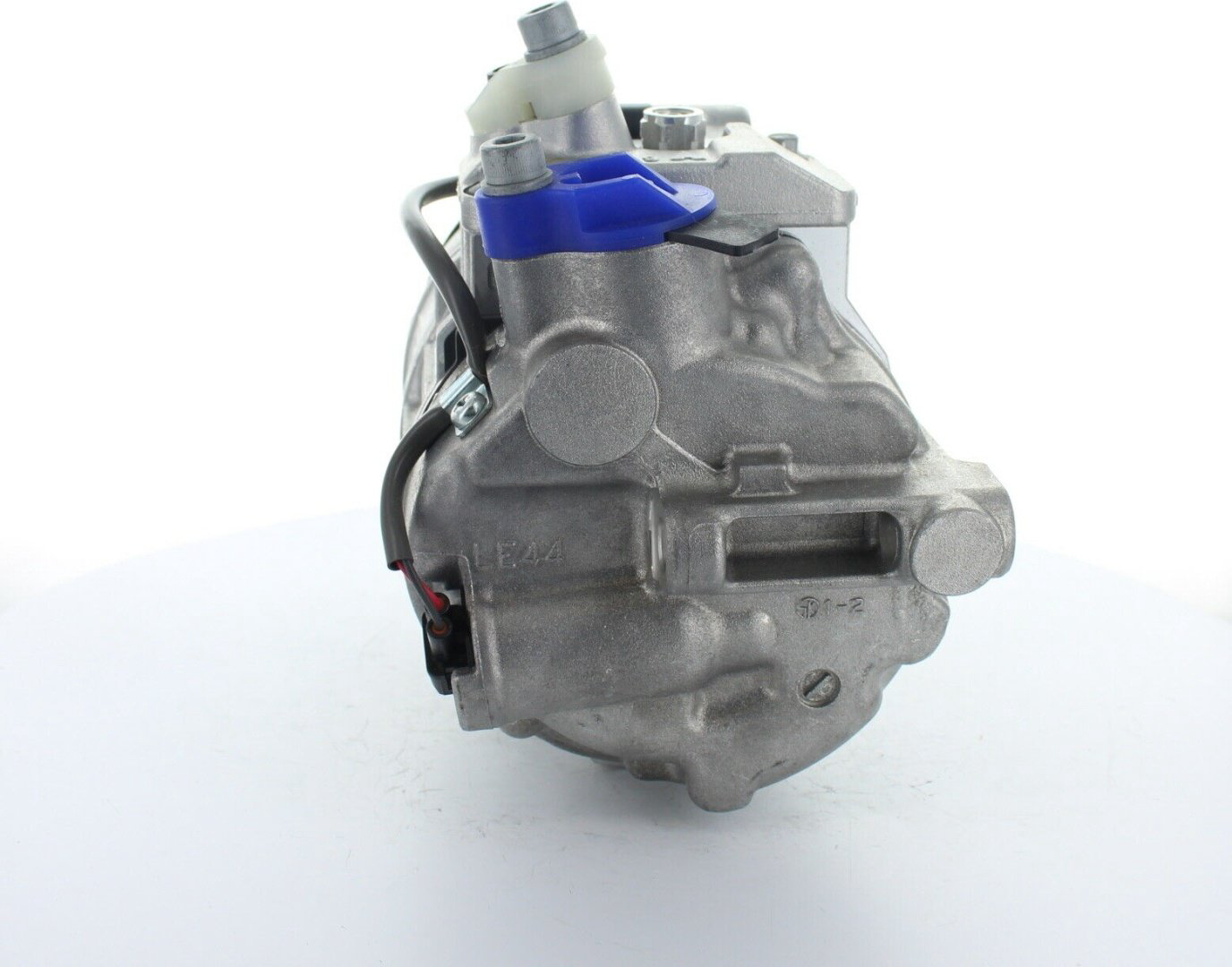Компрессор кондиционера DENSO DCP17132 купить,NaN
