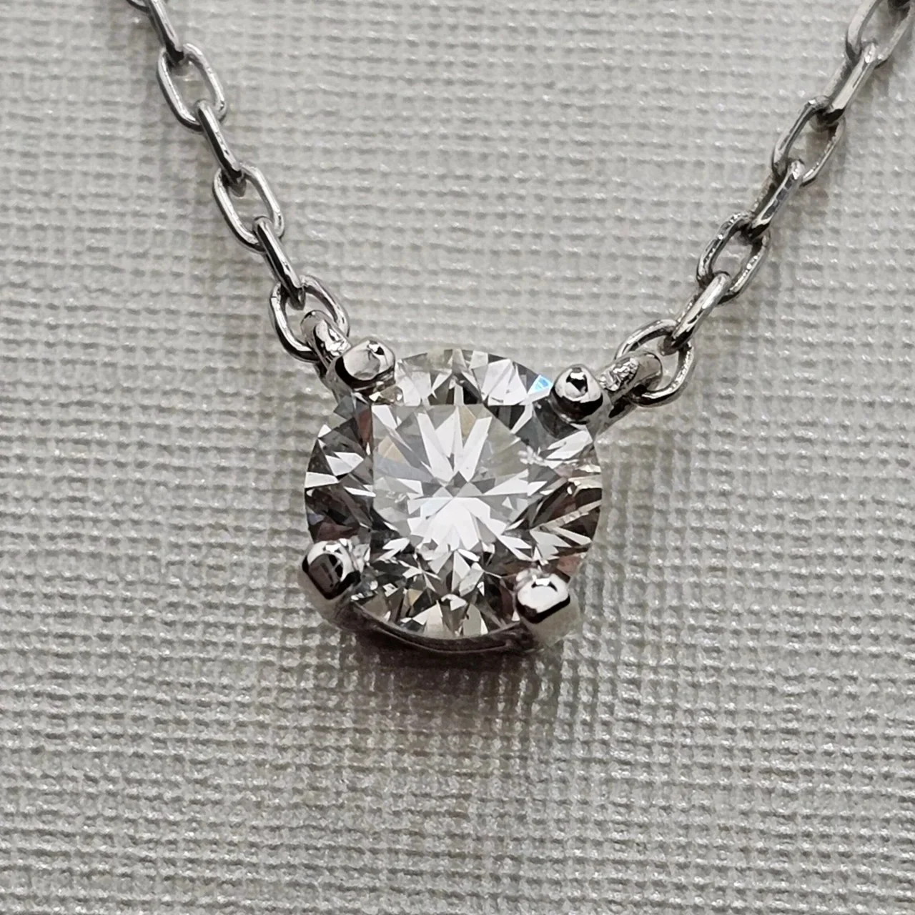 Колье Deimantas 116139990 0,51Ct VS1/L VG-Cut 46см купить,NaN