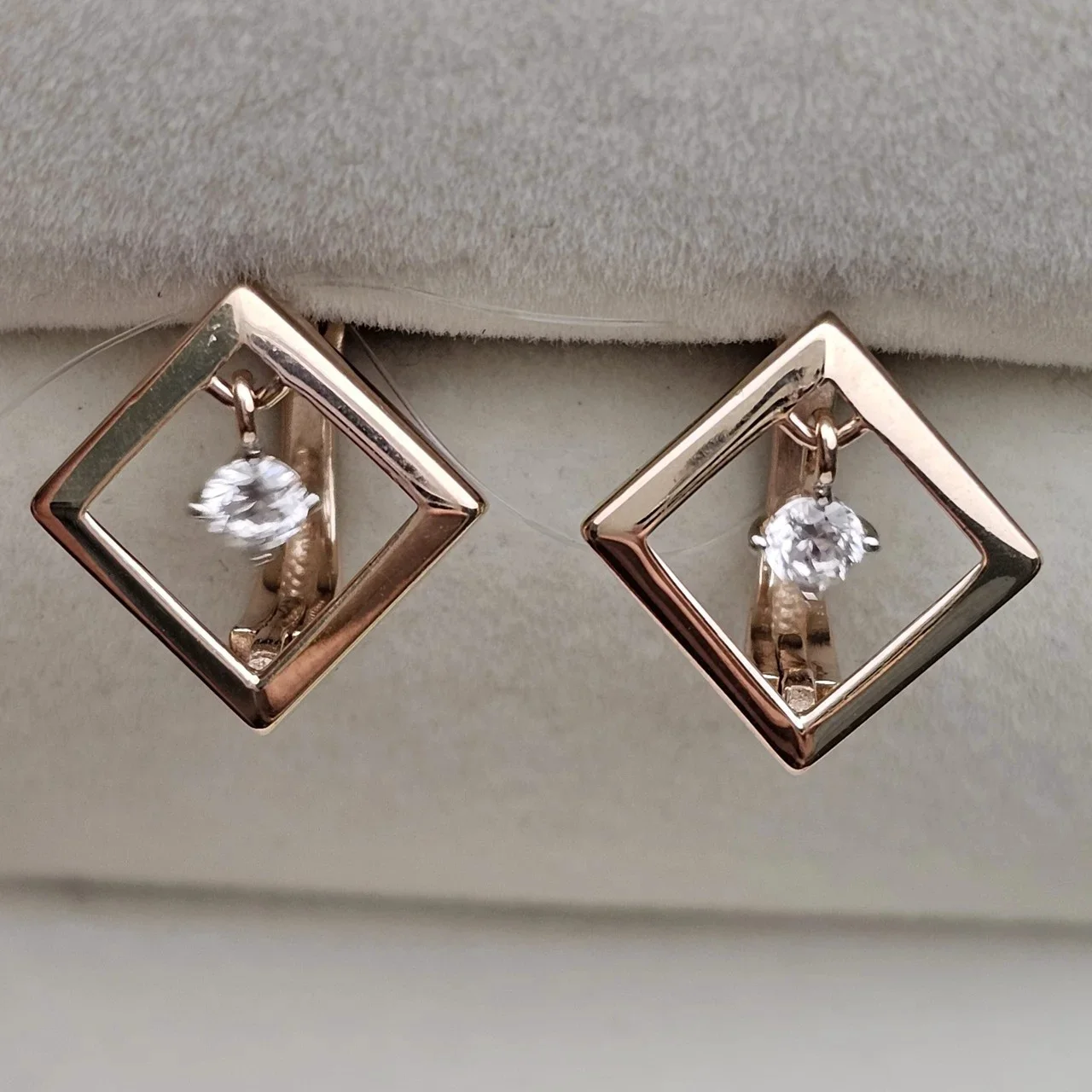 Серьги Deimantas 116051095 2.45гр купить,NaN