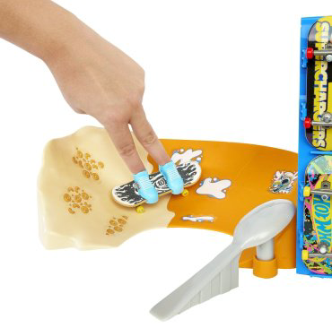 Набор Юный гонщик Hot Wheels HTP090 купить,NaN