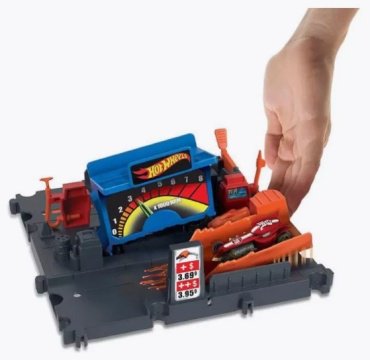 Набор Заправочная станция Hot Wheels HMD53/HKX45