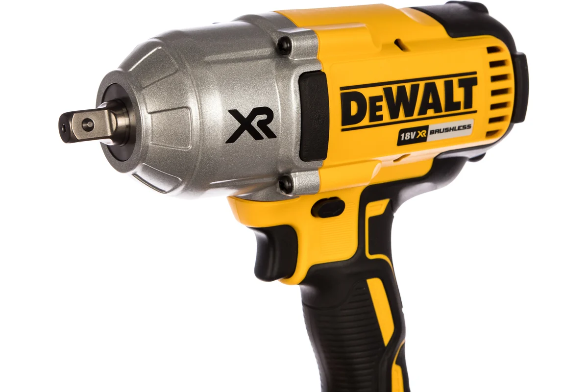 Аккумуляторный гайковерт DeWALT DCF899P2-QW 950Нм