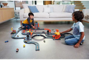 Набор Юный гонщик Hot Wheels HDR260 купить,NaN