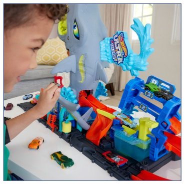 Набор Супер автомойка с Акулой Hot Wheels HTN820 купить,0