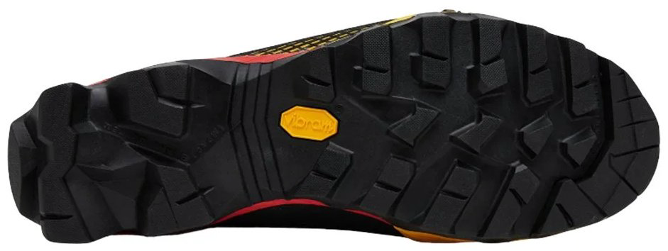 Ботинки La Sportiva черный - ForteMarket Ботинки La Sportiva черный купить,199900