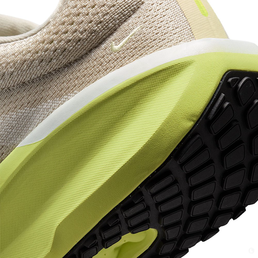Кроссовки Nike Air winflo 11 бежевый купить,73900