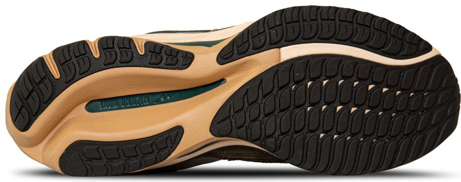 Кроссовки Mizuno коричневый купить,99900