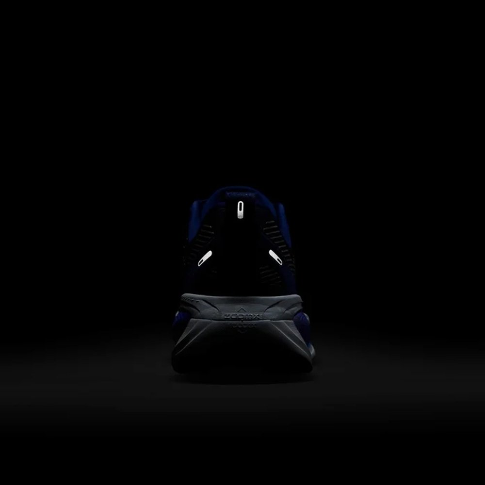 Кроссовки Nike Vomero 18 синий купить,99900
