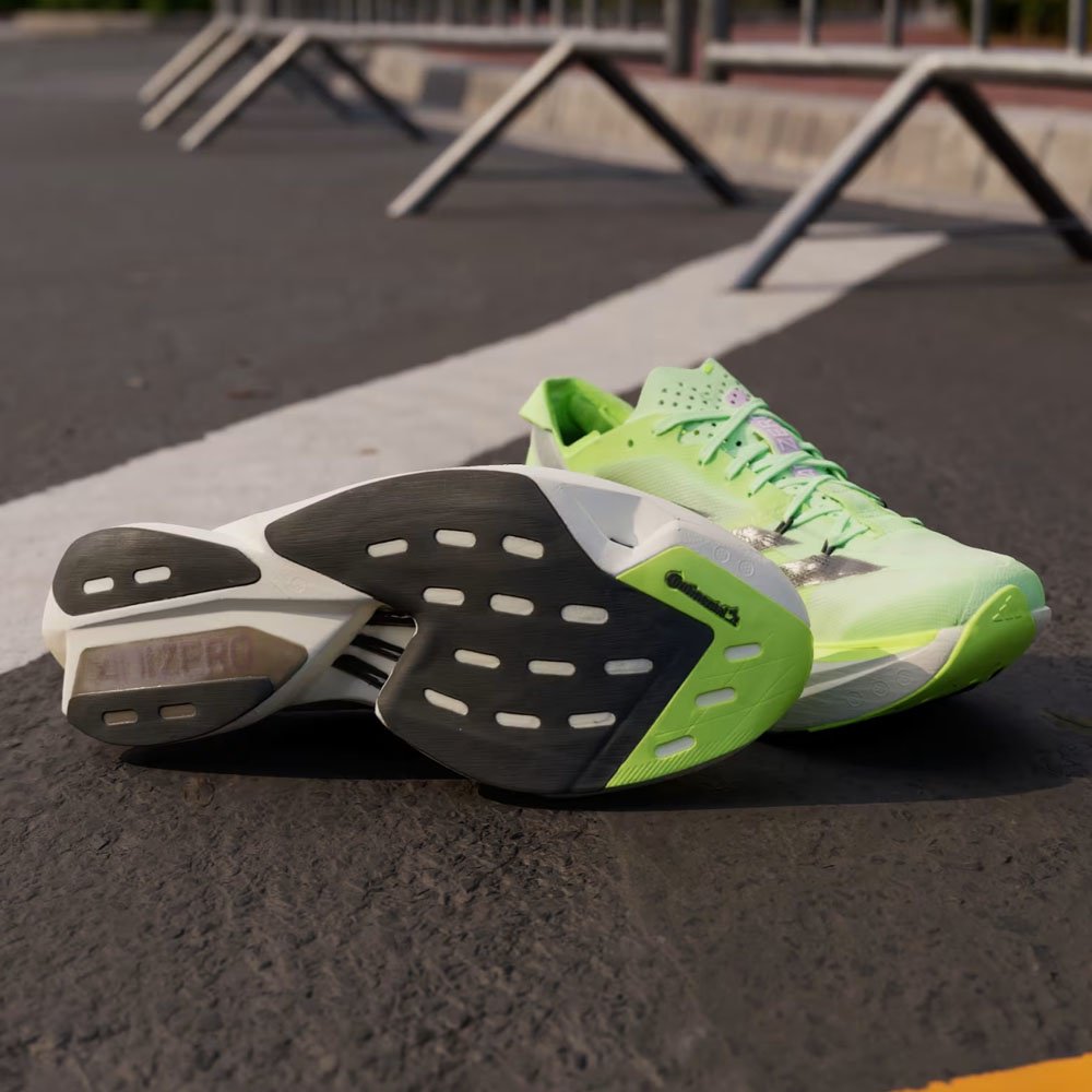 Кроссовки adidas зеленый