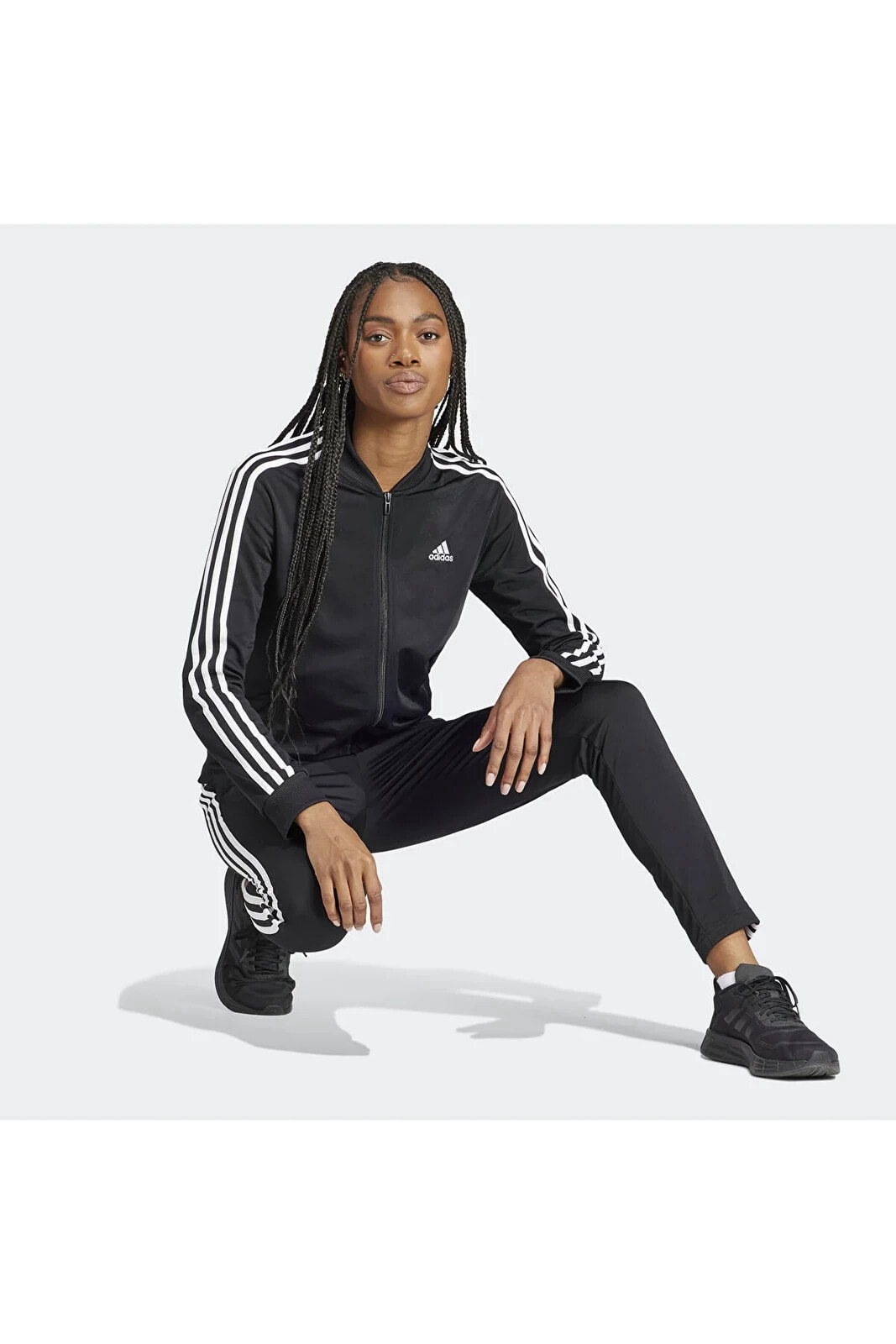 Спортивный костюм Adidas IJ8781 черный XS 40/42 купить,NaN