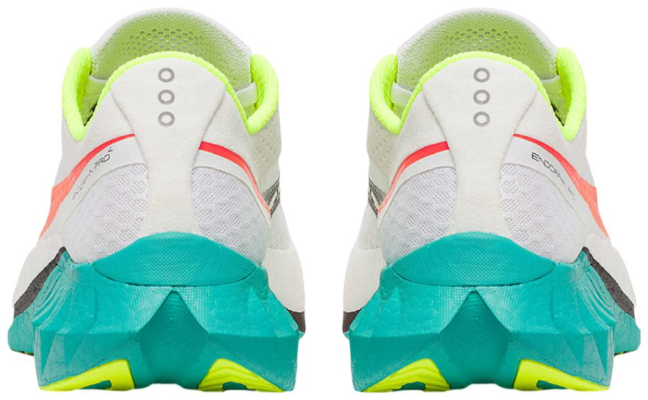 Кроссовки Saucony Endorphin Pro 4 белый купить,109900
