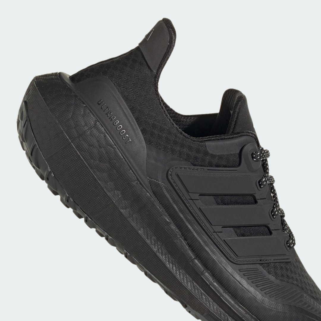 Кроссовки adidas Ultraboost Light COLD.RDY 2.0 черный купить,NaN