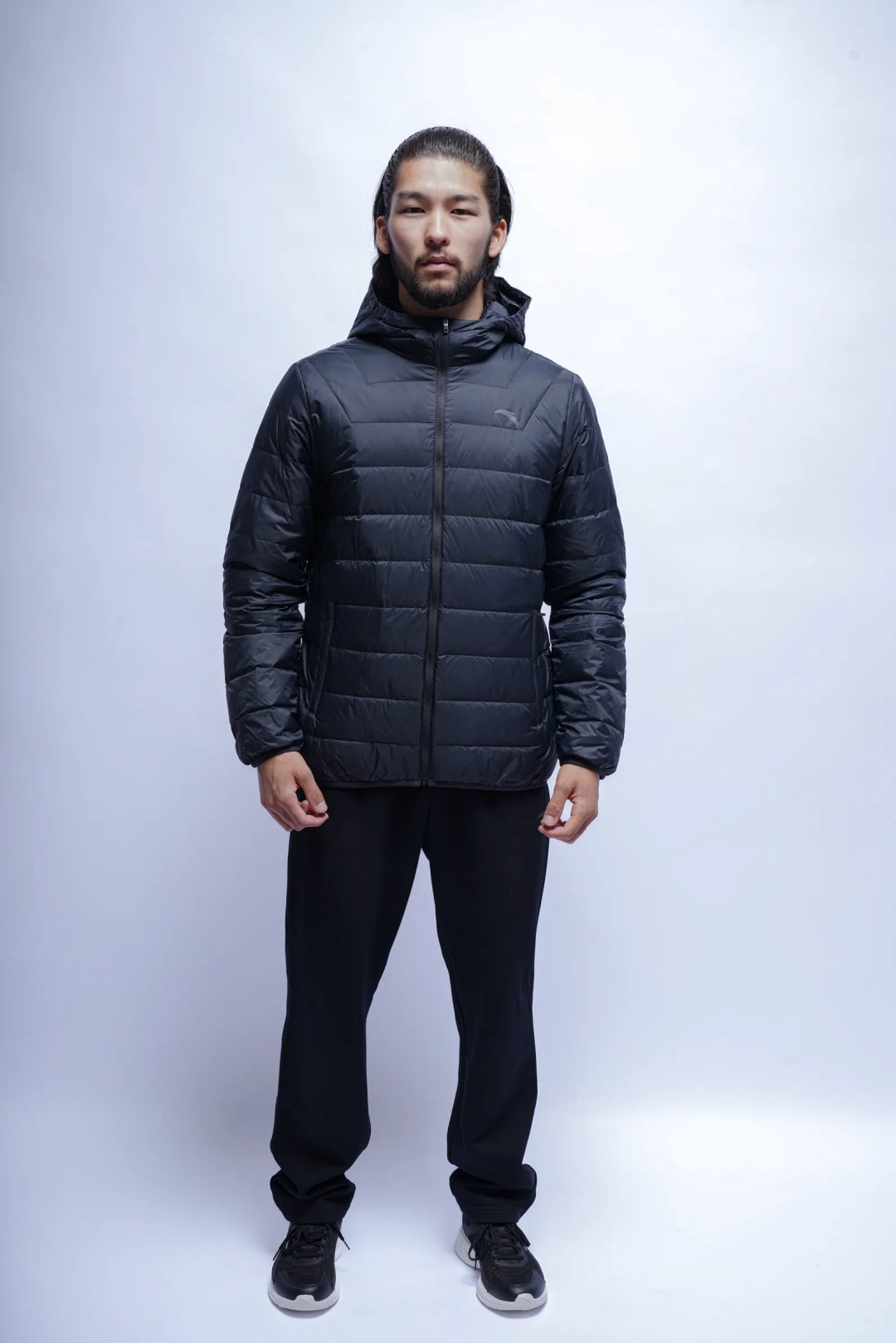 Демисезонная куртка Anta 852547915-6 черные S 46-48 купить,36390