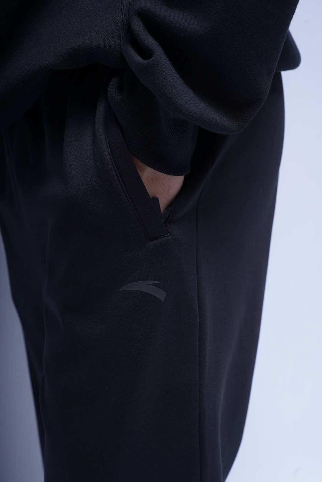 Спортивные брюки 852547325N-2 черные XXXXL 58-60 купить,NaN