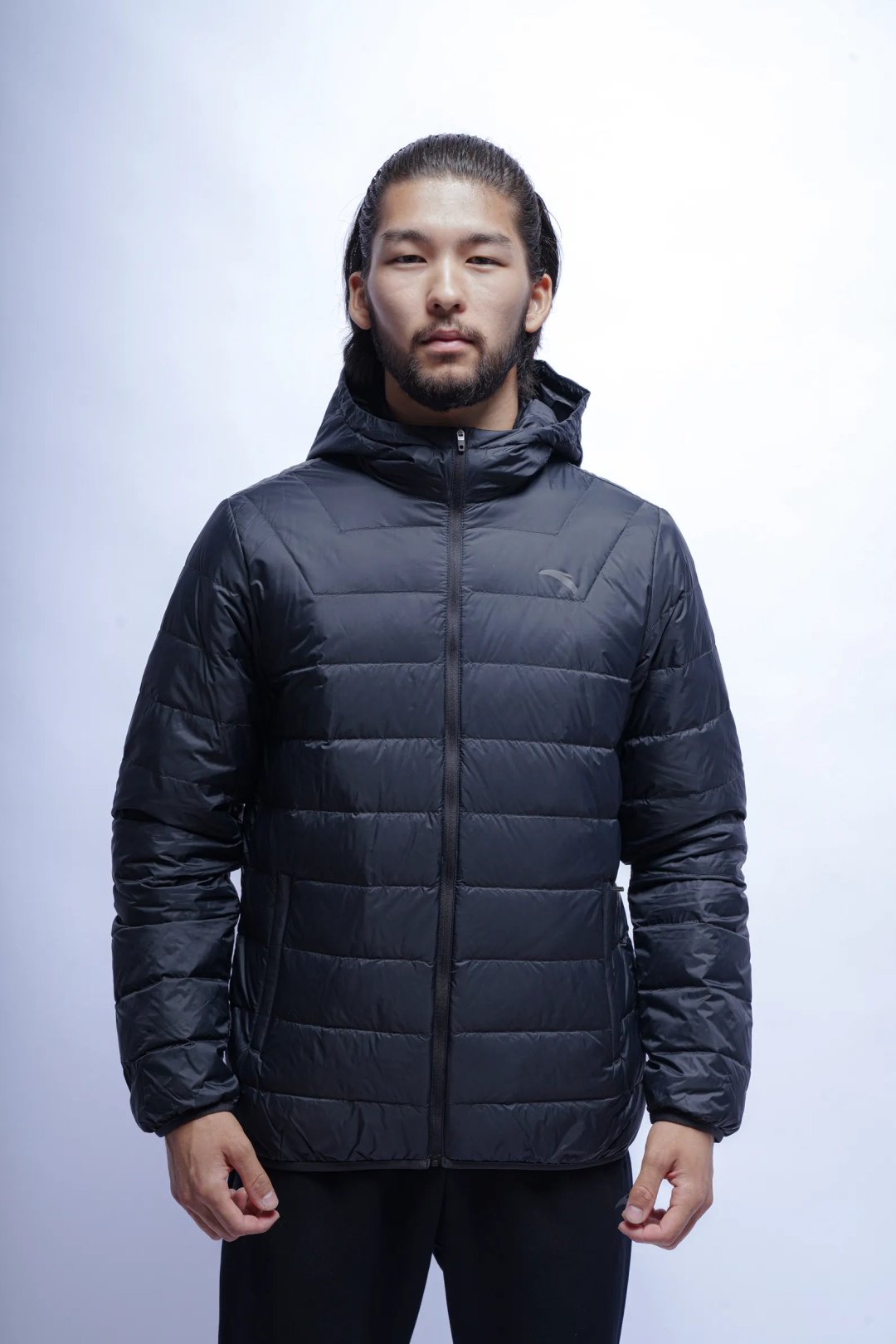 Демисезонная куртка Anta 852547915-6 черные XXXXL 58-60 купить,NaN