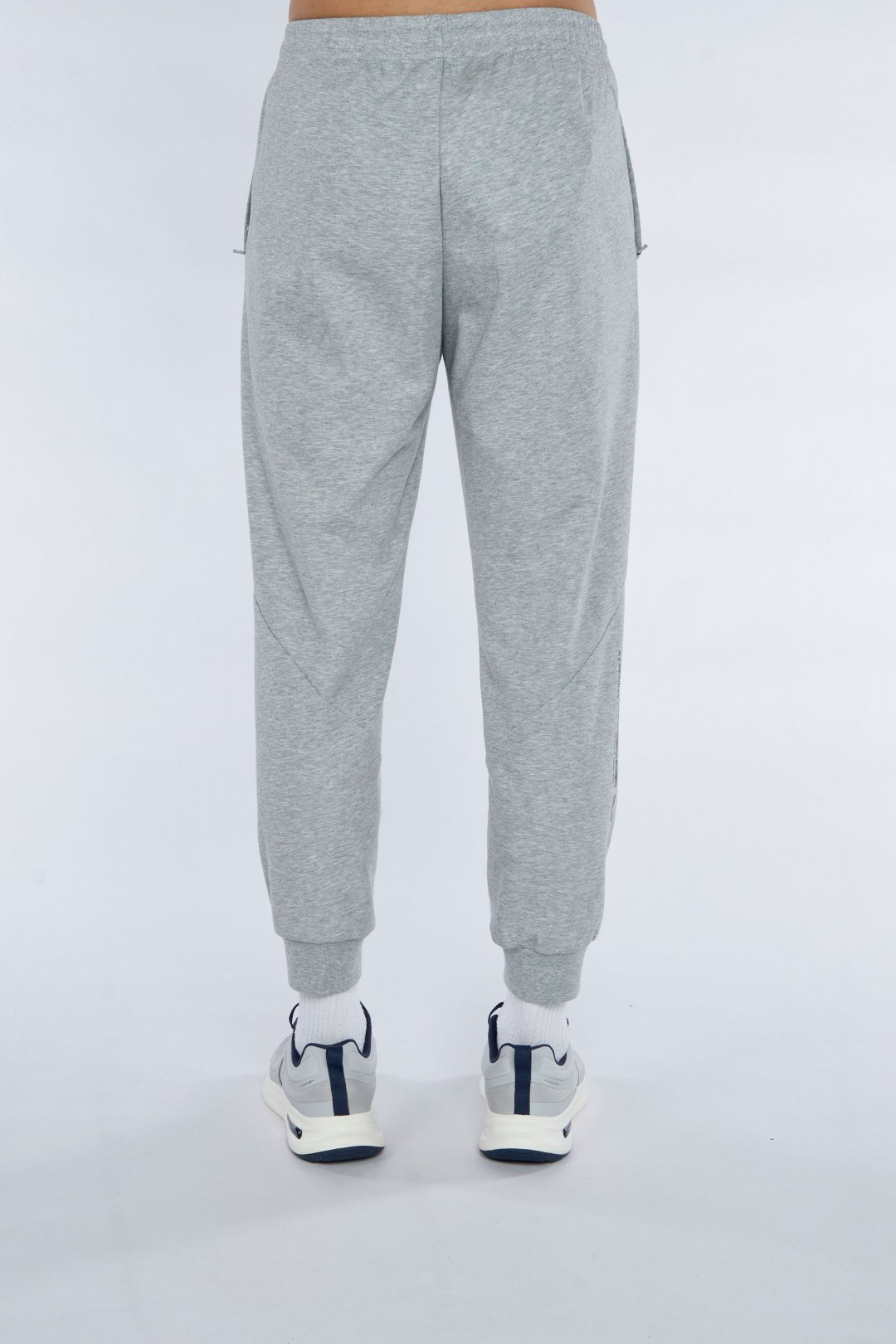 Спортивные брюки Anta 852521314-1 серые M 48-50 купить,NaN