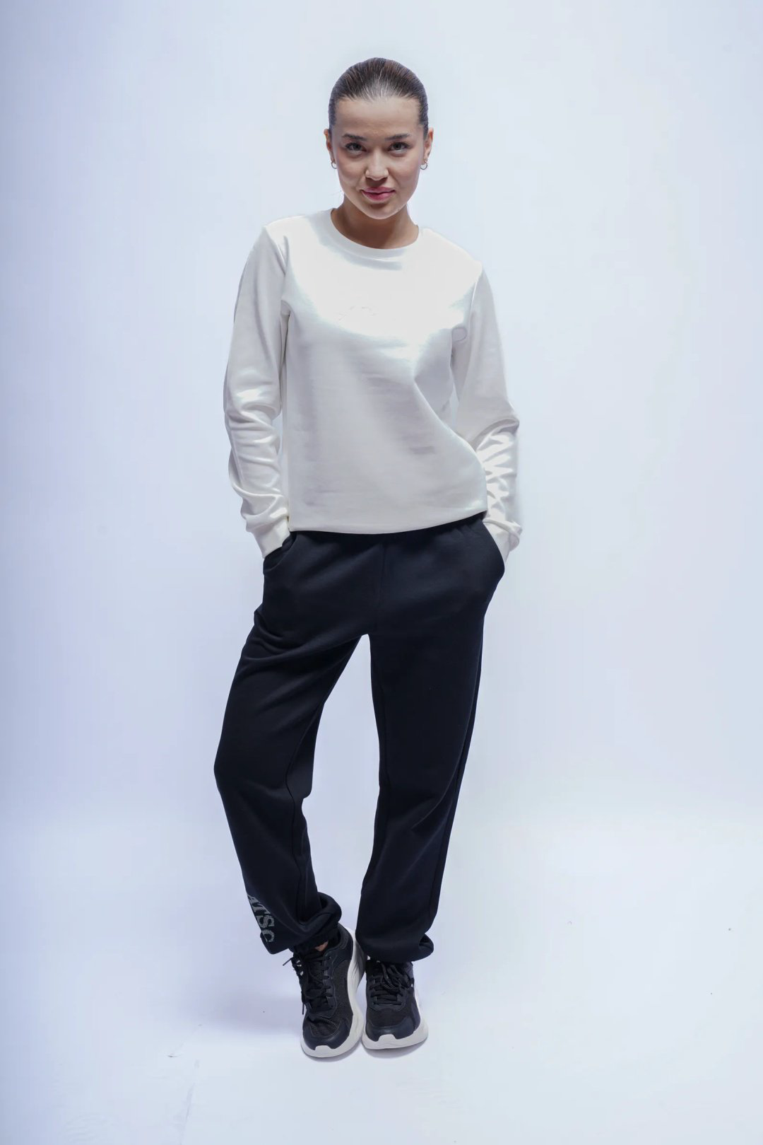Спортивные брюки Anta 862538301-2 черные XXL 52-54 купить,22690