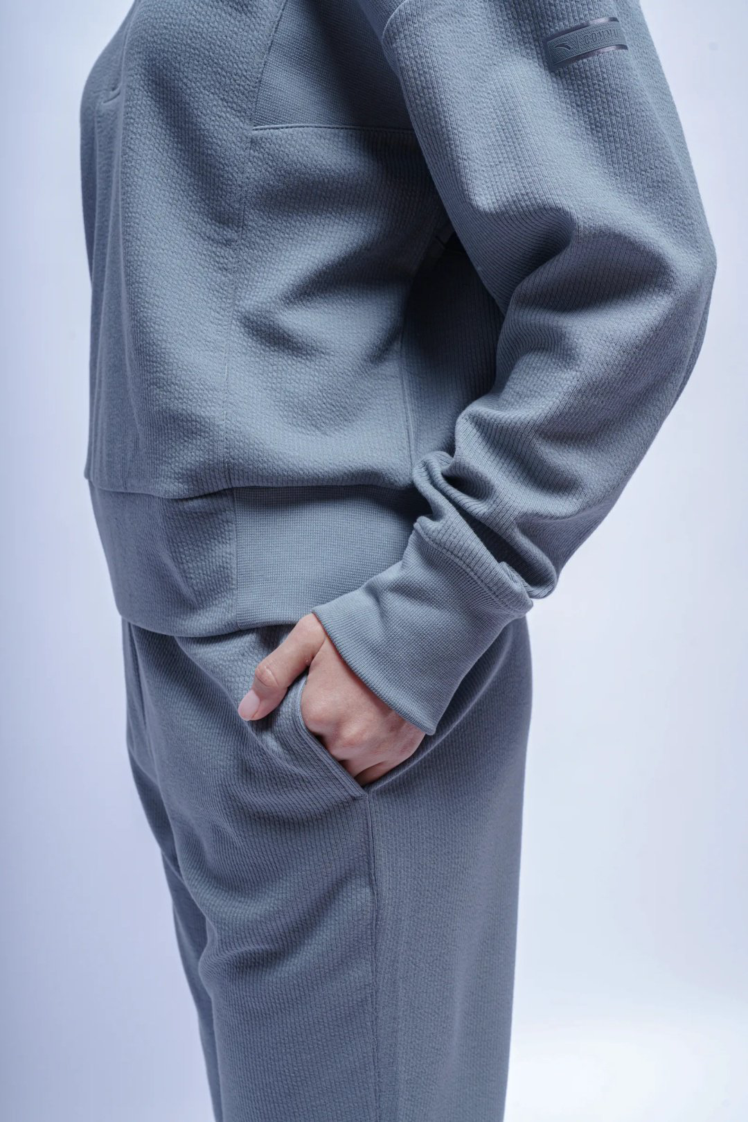 Спортивные брюки Anta 862547316-1 синие XS 42-44 купить,21690