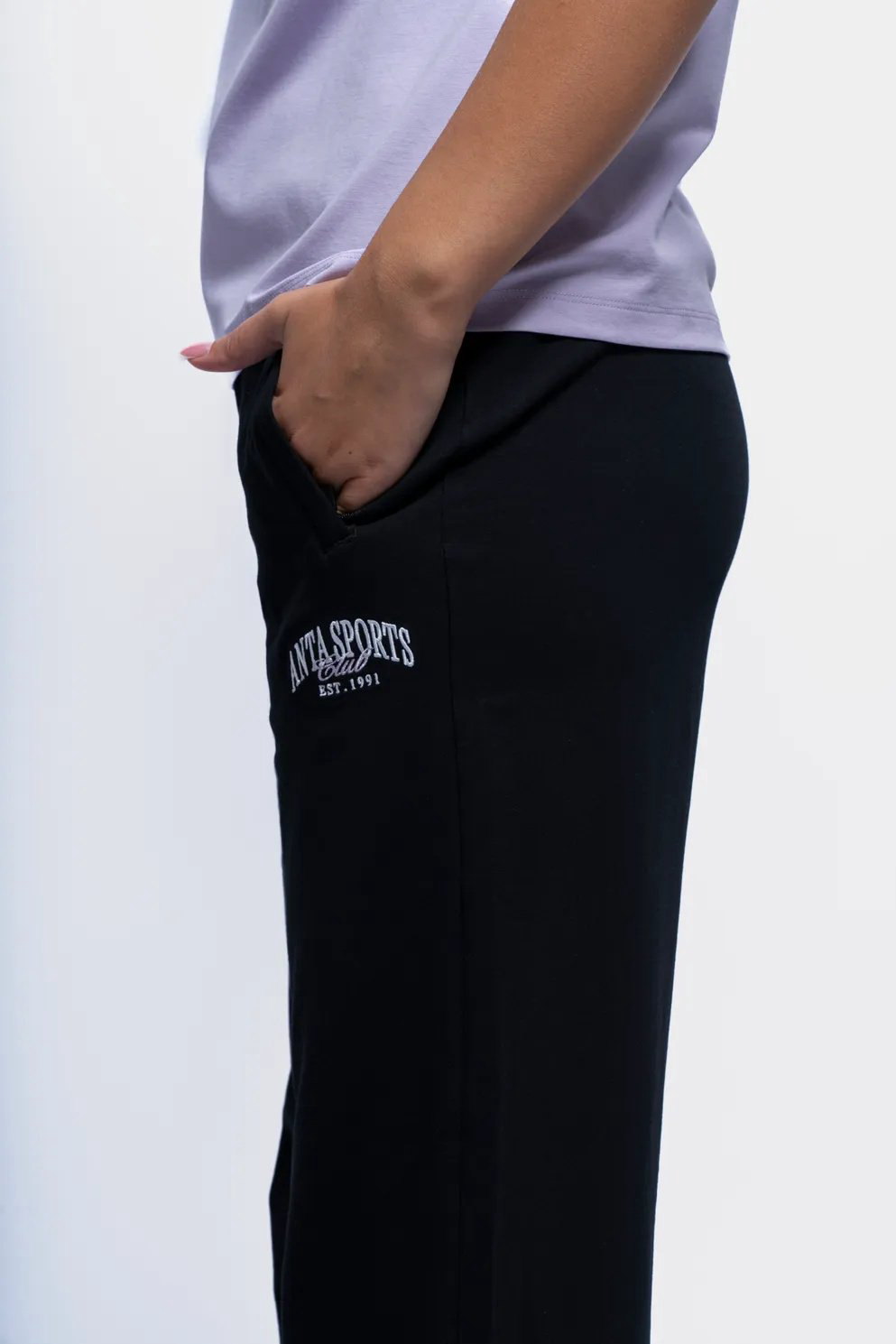 Спортивные брюки Anta 862438309-1 черные S 44-46 купить,12596