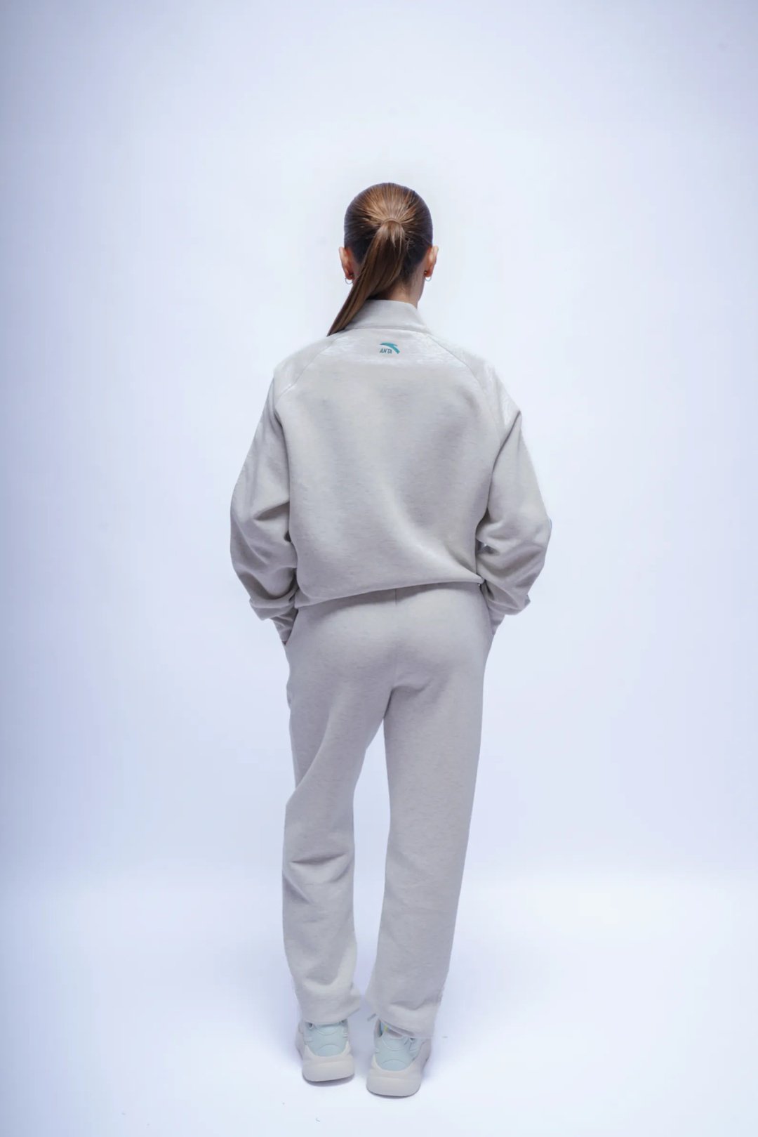 Спортивные брюки Anta 862538301-1 серые XXL 52-54