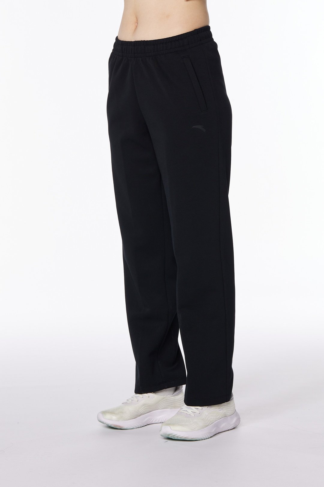 Спортивные брюки Anta 862417322-1 черные XS 42-44