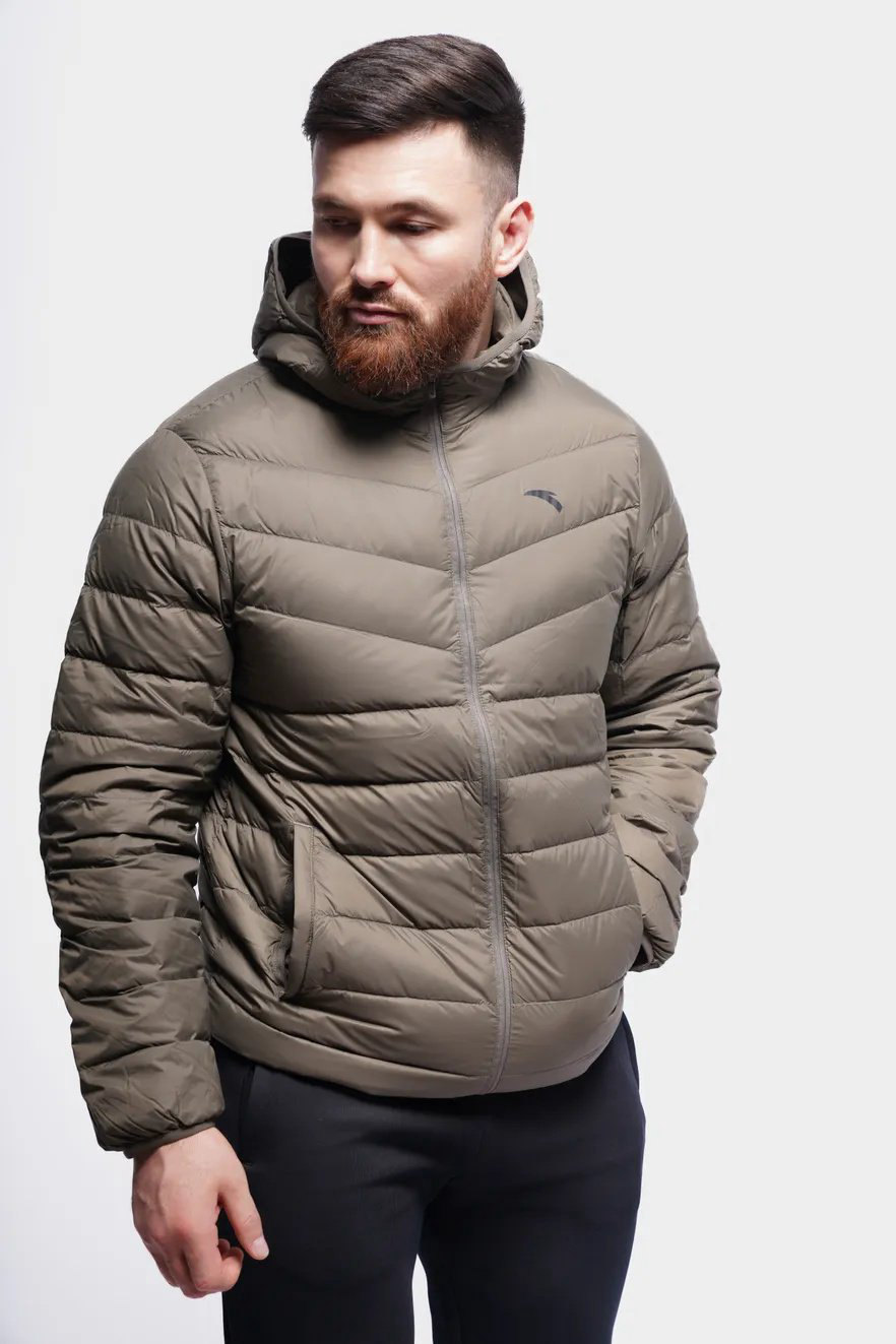 Демисезонная куртка Anta 852447922-3 зеленые M 48-50