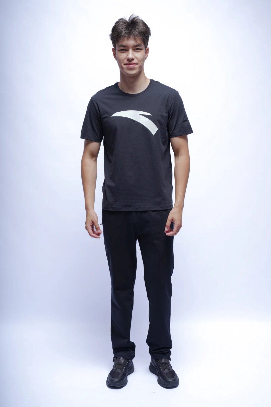 Спортивные брюки Anta 852537333L-1 черные XXL 54-56