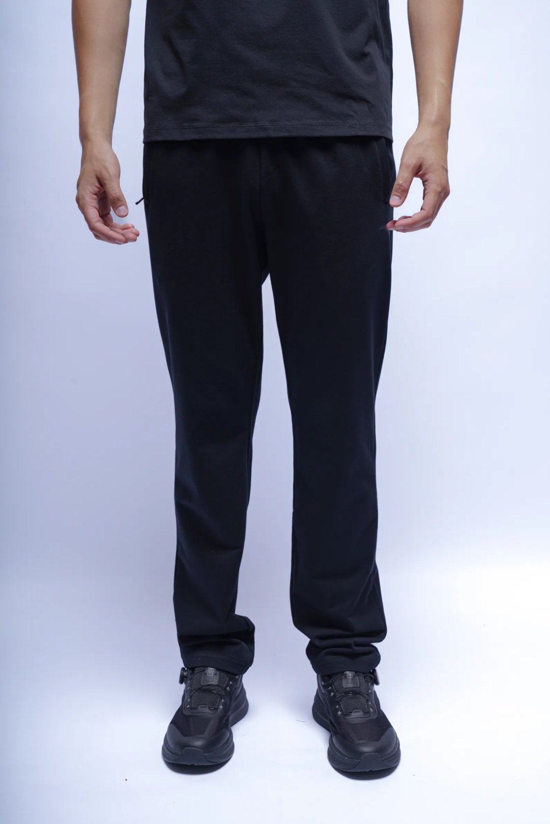 Спортивные брюки Anta 852537333L-1 черные XXL 54-56