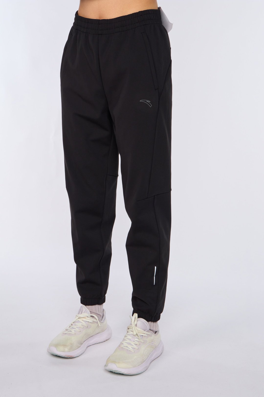 Спортивные брюки Anta 862445302-1 черные XS 40-42 купить,11722