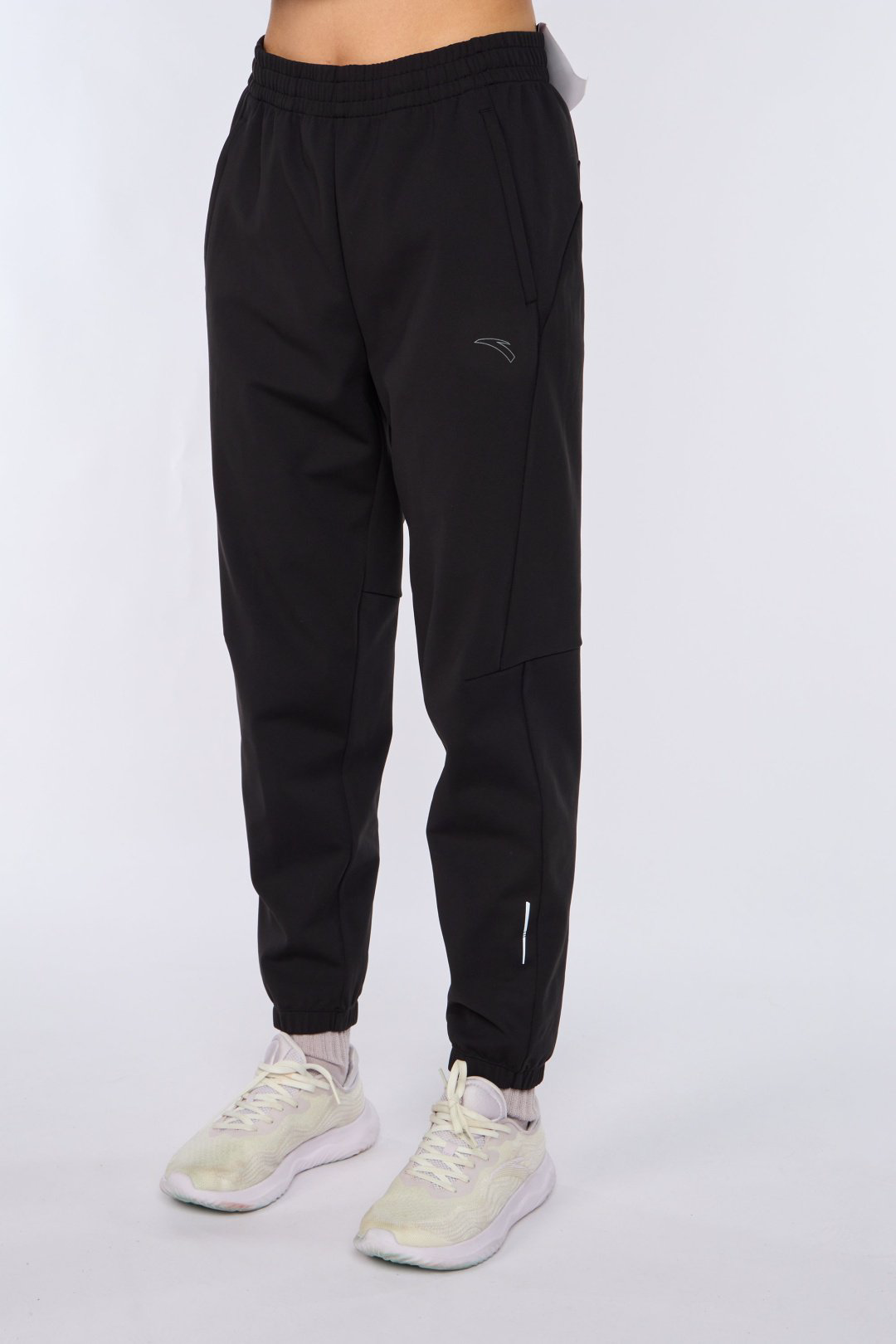 Спортивные брюки Anta 862445302-1 черные XS 40-42 купить,11722