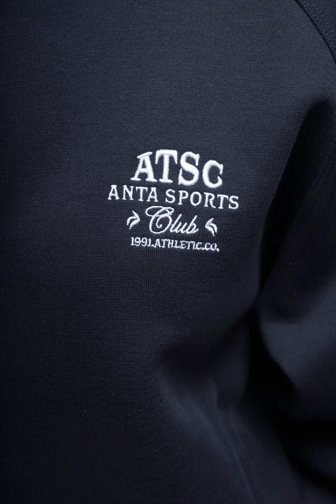 Олимпийка Anta 862538704-1 черные L 48-50 купить,NaN