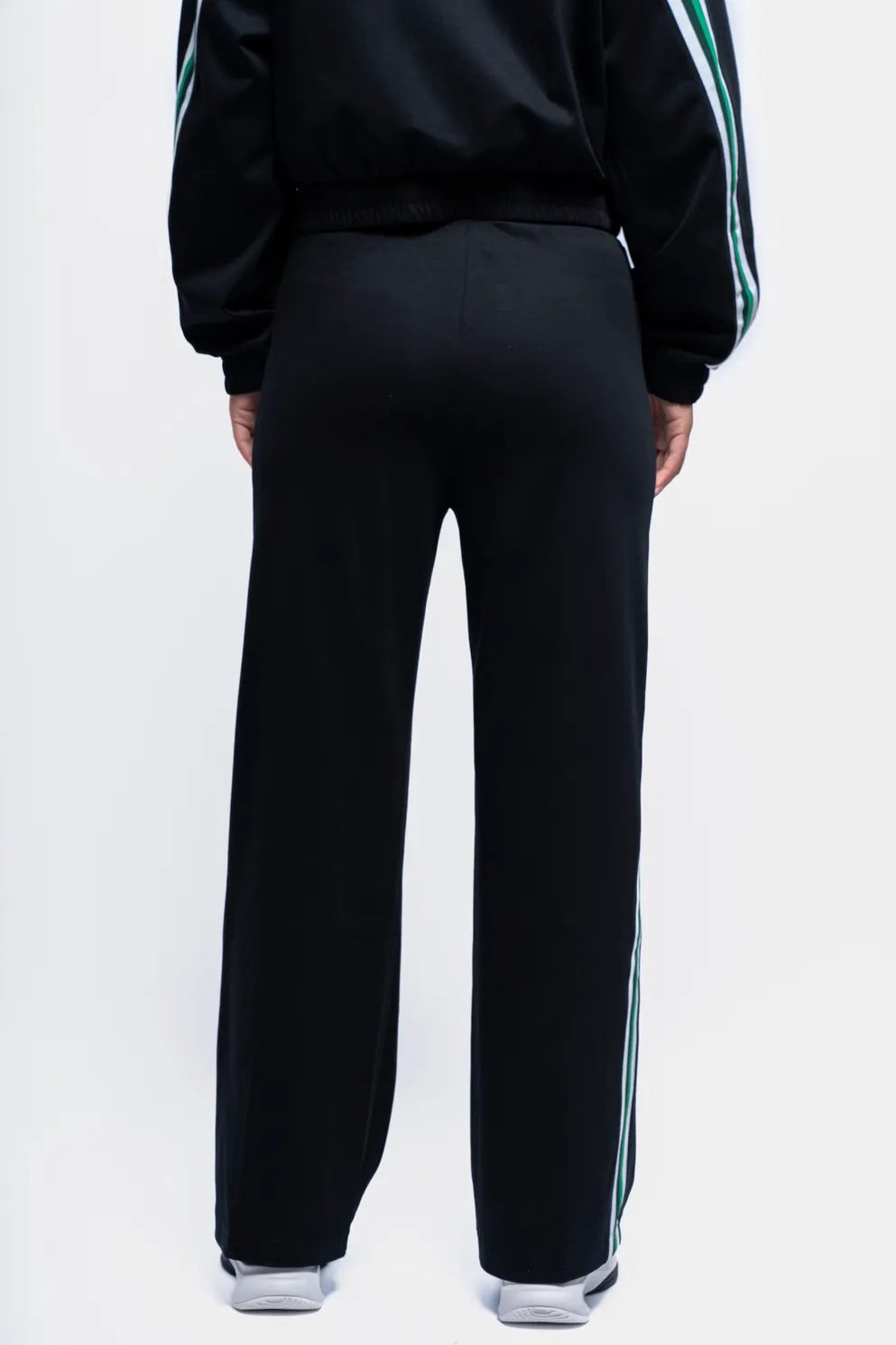 Спортивные брюки Anta 862438329-3 черные XS купить,NaN