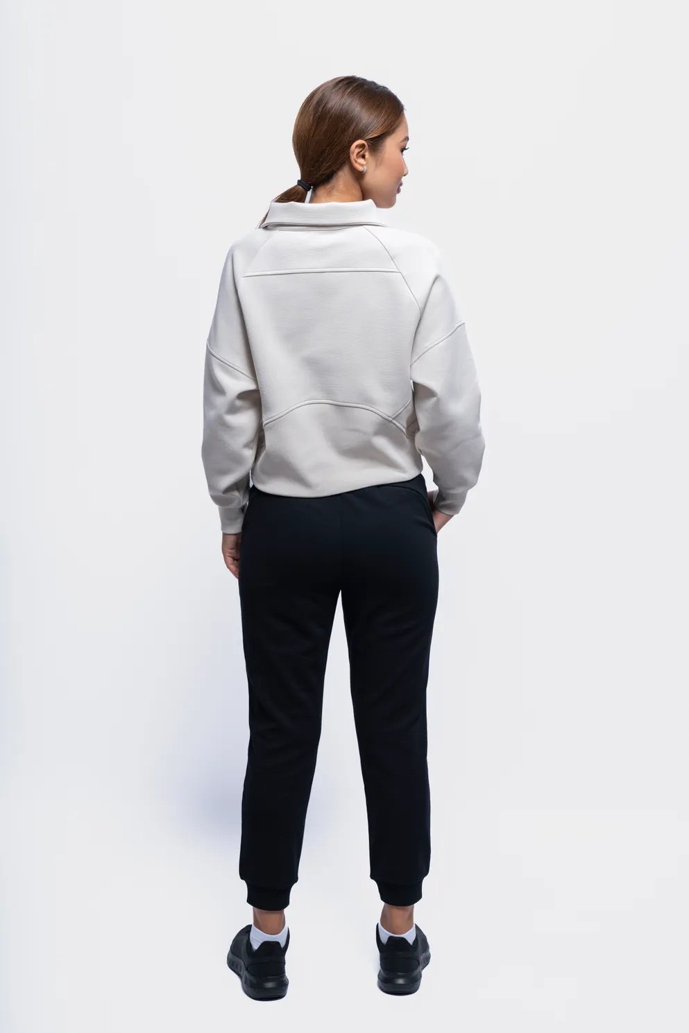 Спортивные брюки Anta 862437314S-2 черные M