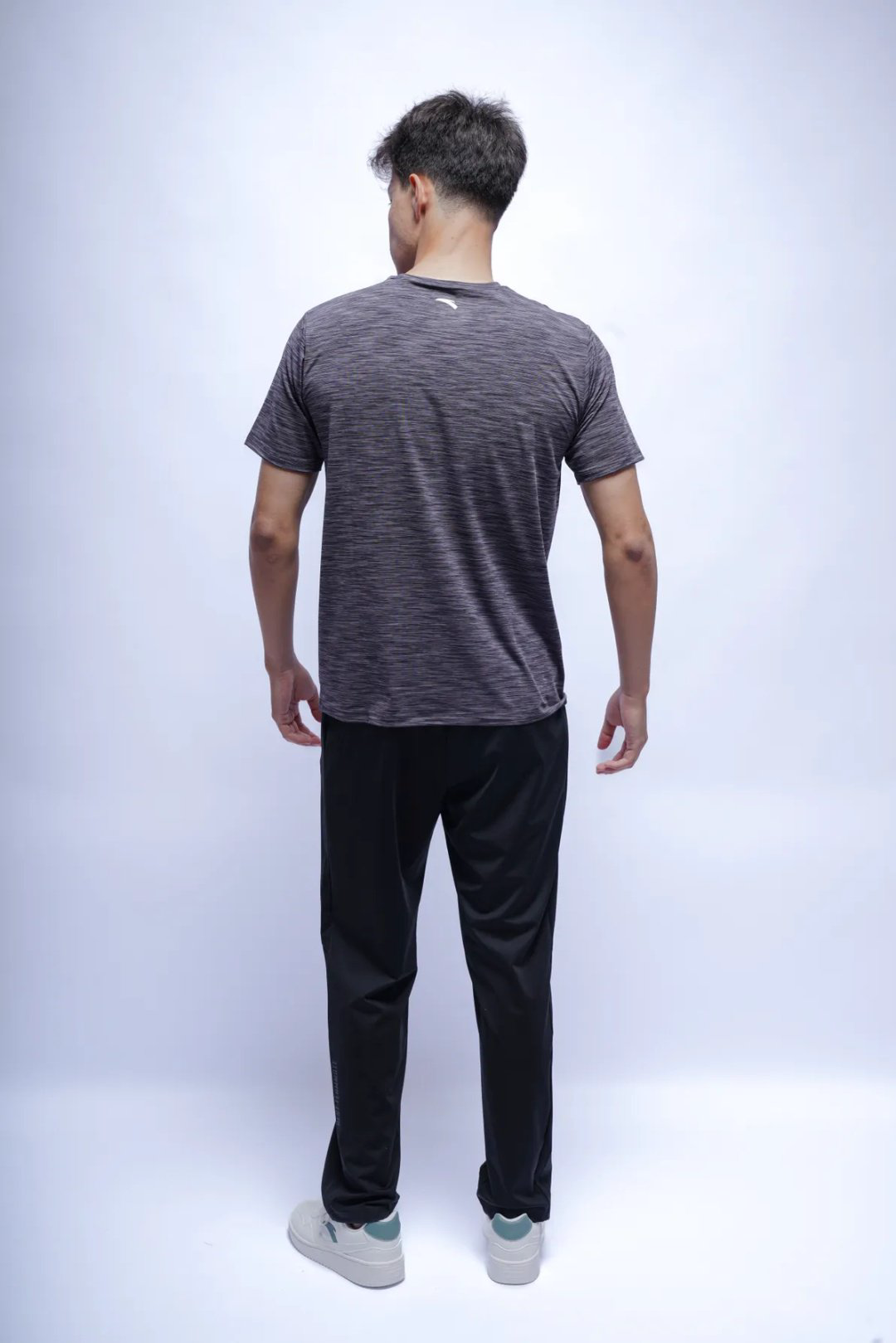 Спортивные брюки Anta 852521316-2 черные XXXL 56-58 купить,NaN