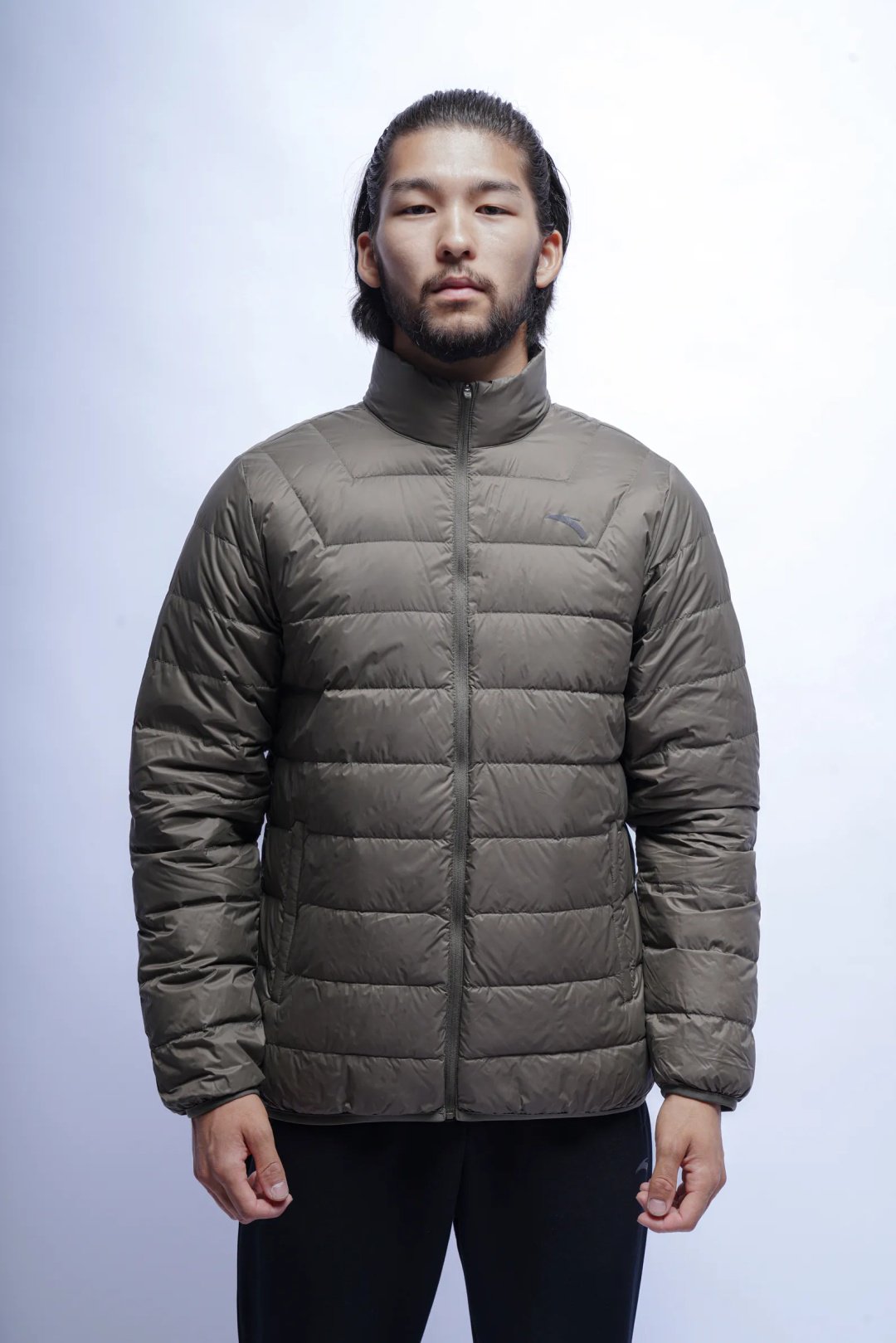 Демисезонная куртка Anta 852547916-4 зеленые XL 52-54