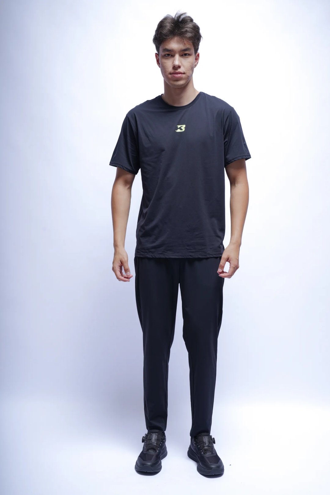 Спортивные брюки Anta 852535301L-1 черные XXXXL 58-60