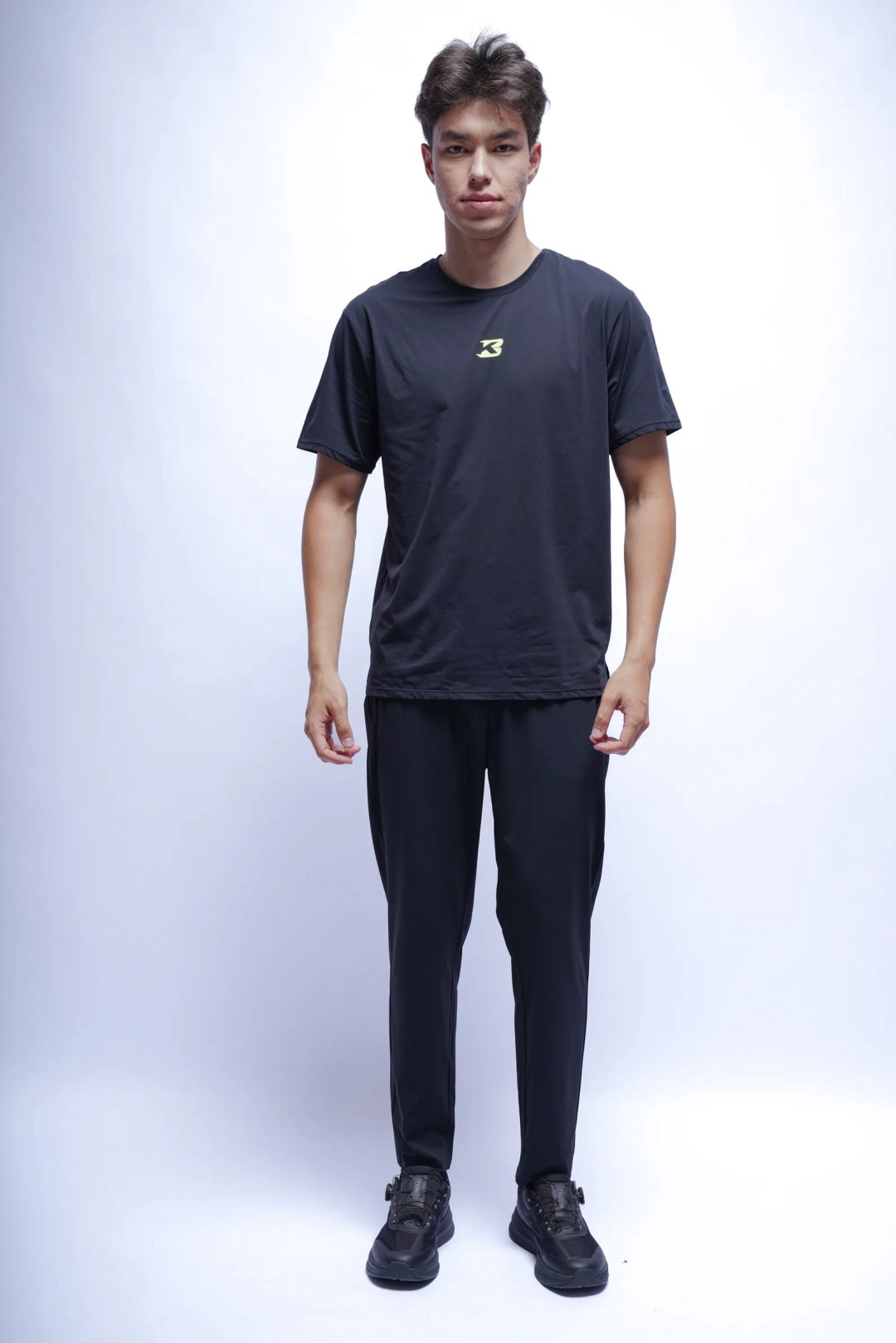 Спортивные брюки Anta 852535301L-1 черные XXXXL 58-60