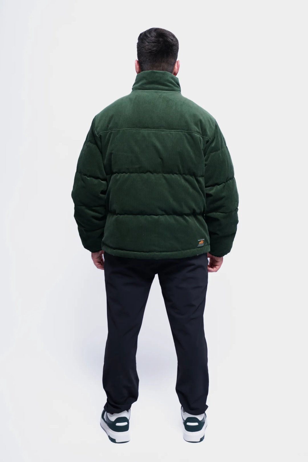 Пуховик Anta 872448905-1 зеленые M 48-50 купить,NaN
